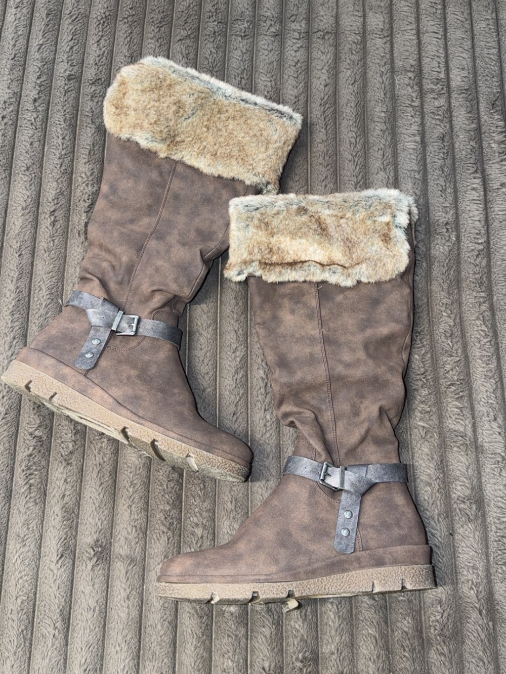 Cliffs by WHITE MOUNTAIN Brown Faux-Suede Faux-Fur Cuffed Winter Boots
